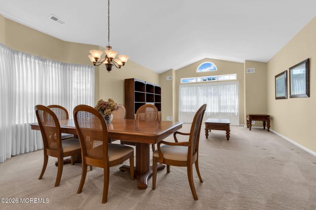 5 Bellagio Road, Manchester, NJ 08759