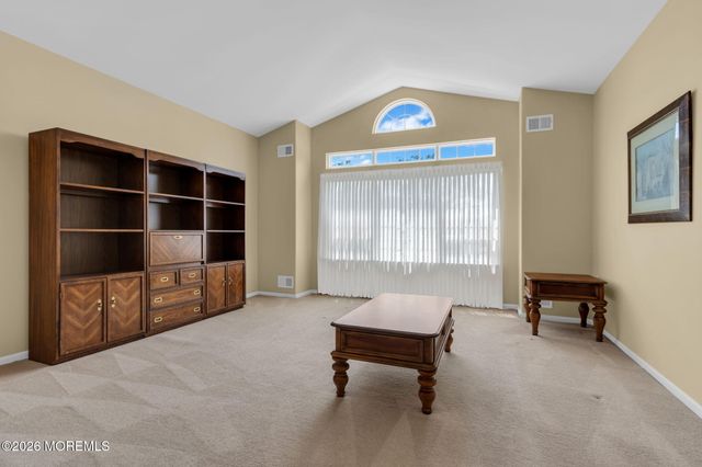 5 Bellagio Road, Manchester, NJ 08759