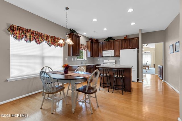 5 Bellagio Road, Manchester, NJ 08759