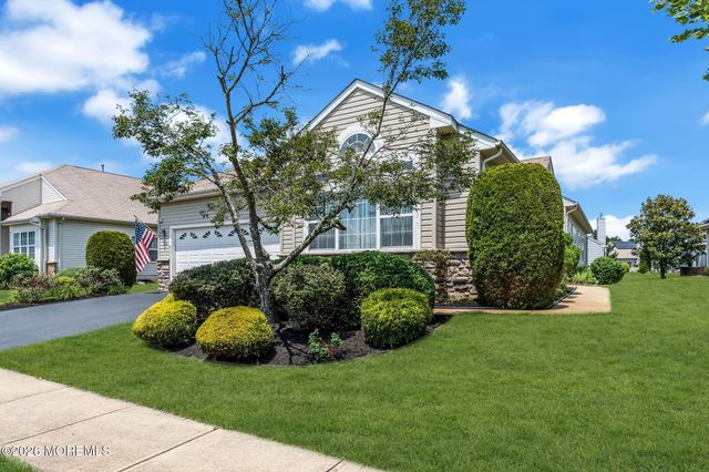 5 Bellagio Road, Manchester, NJ 08759