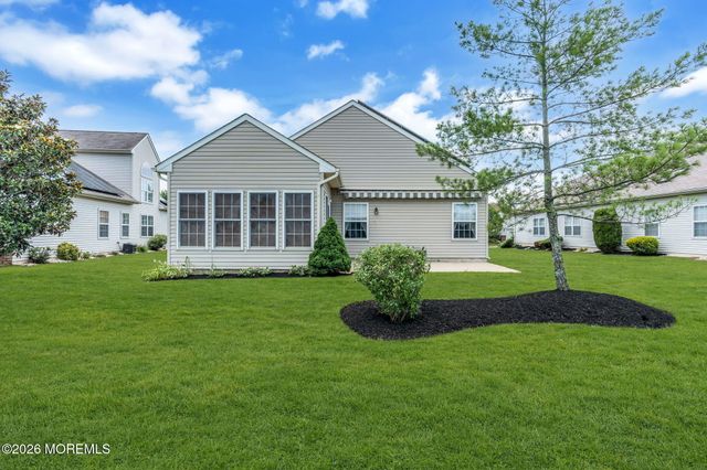 5 Bellagio Road, Manchester, NJ 08759