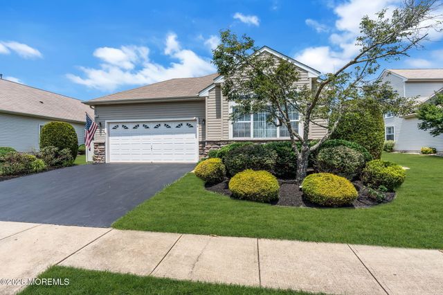 5 Bellagio Road, Manchester, NJ 08759