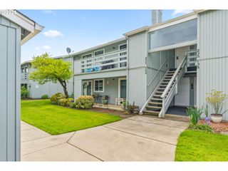 650 HARLOW Rd 233, Springfield, OR 97477