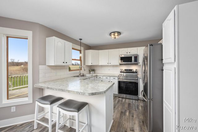 12162 56th Avenue, Allendale, MI 49401