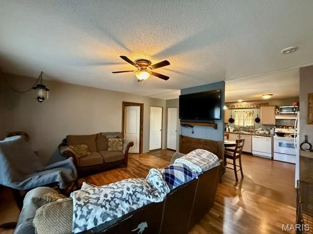 19910 BCR 458, Marble Hill, MO 63764