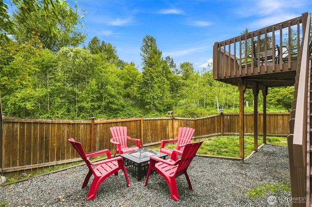 1220 N 12th Road, Mount Vernon, WA 98273