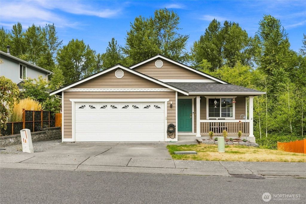 1220 N 12th Road, Mount Vernon, WA 98273