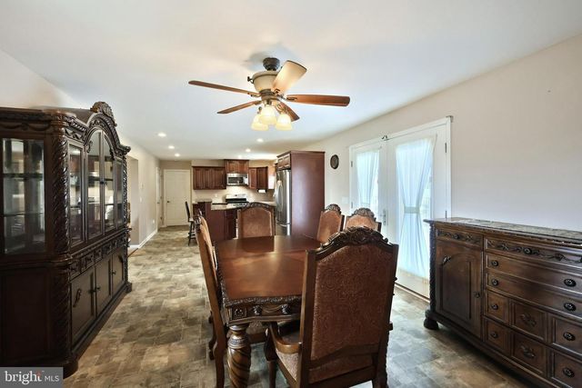 16434 CROSS ROADS AVE, Stewartstown, PA 17363