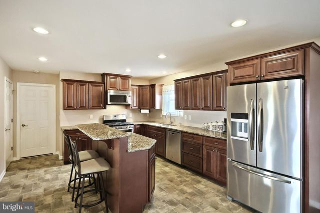 16434 CROSS ROADS AVE, Stewartstown, PA 17363