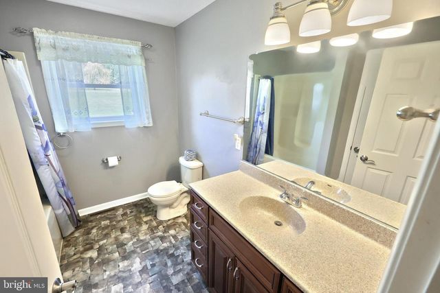 16434 CROSS ROADS AVE, Stewartstown, PA 17363