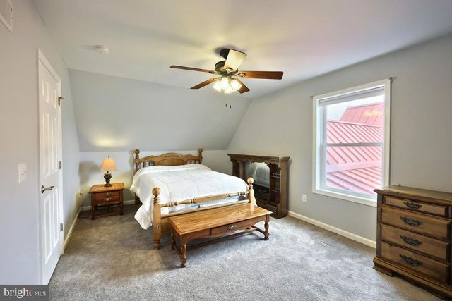 16434 CROSS ROADS AVE, Stewartstown, PA 17363