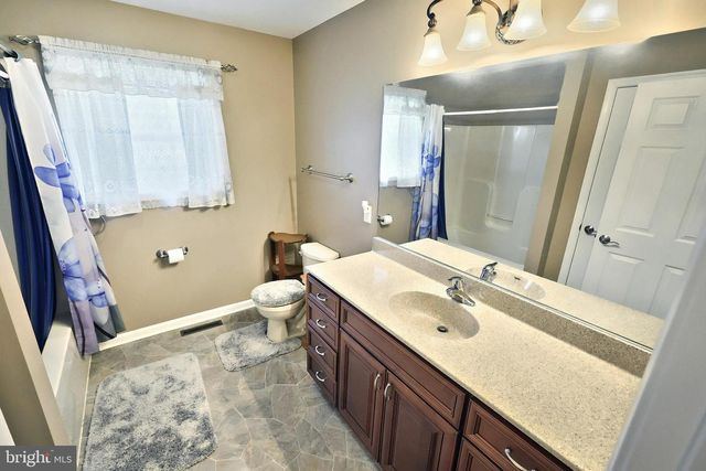 16434 CROSS ROADS AVE, Stewartstown, PA 17363