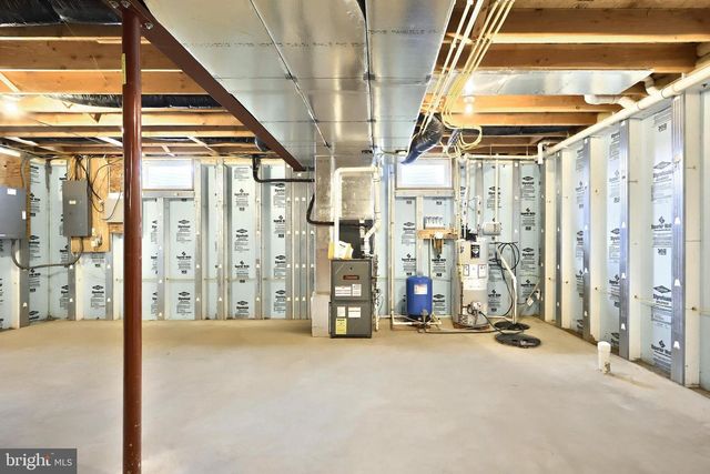 16434 CROSS ROADS AVE, Stewartstown, PA 17363