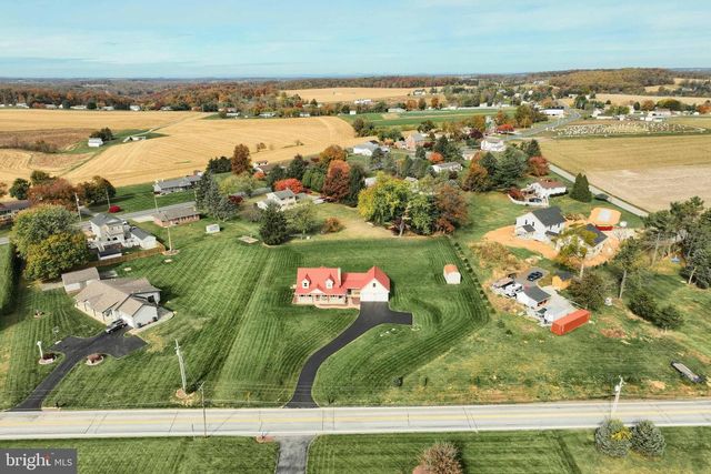 16434 CROSS ROADS AVE, Stewartstown, PA 17363