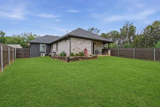 2926 Paluxy Trail, Granbury, TX 76048