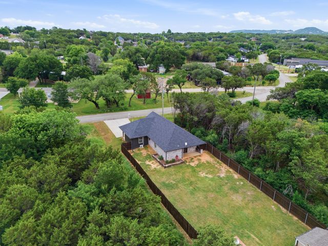 2926 Paluxy Trail, Granbury, TX 76048