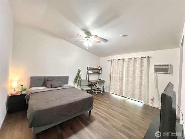 11524 SE 322nd Place, Auburn, WA 98092