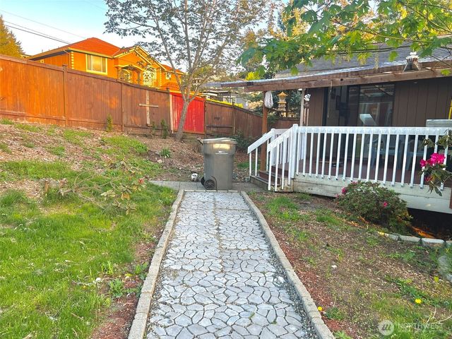 11524 SE 322nd Place, Auburn, WA 98092
