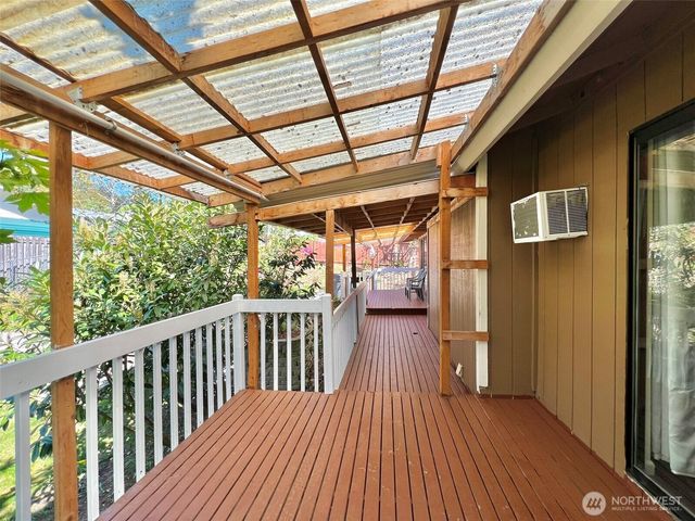 11524 SE 322nd Place, Auburn, WA 98092