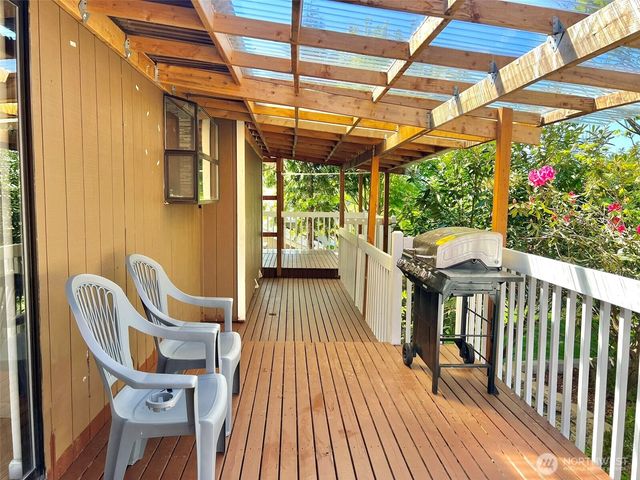 11524 SE 322nd Place, Auburn, WA 98092