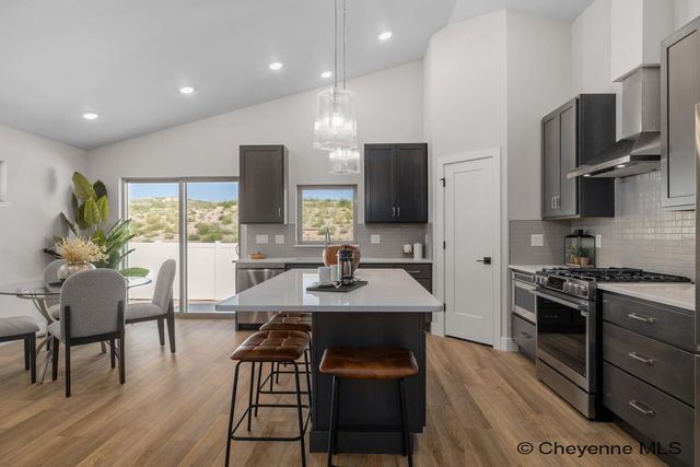 4016 SADDLEBACK LN, Cheyenne, WY 82009