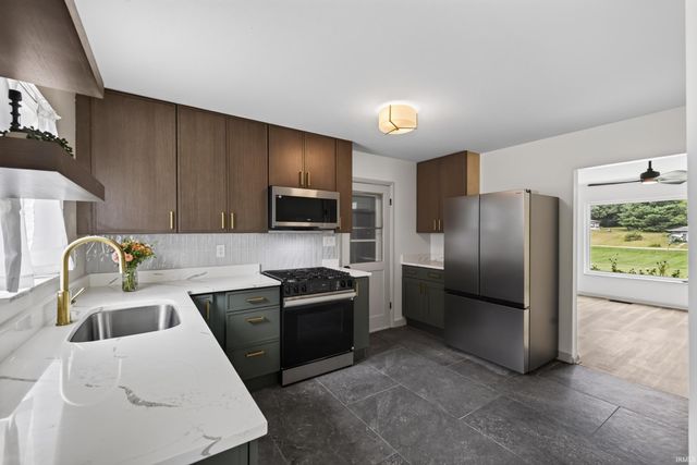 2305 W Beaumont Lane, Bloomington, IN 47404