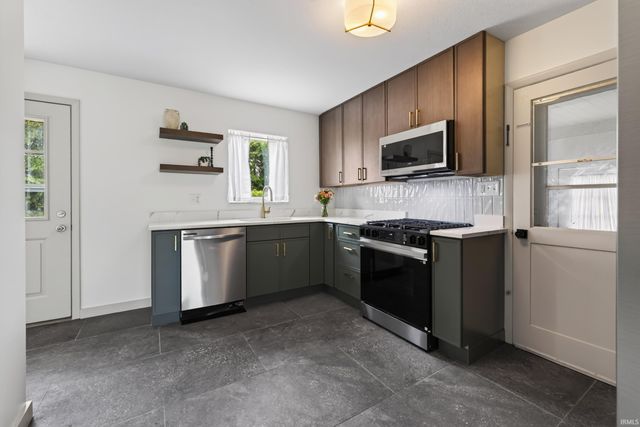 2305 W Beaumont Lane, Bloomington, IN 47404