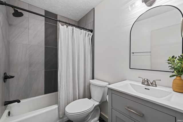 2305 W Beaumont Lane, Bloomington, IN 47404