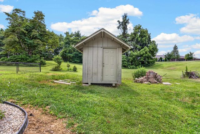 2305 W Beaumont Lane, Bloomington, IN 47404