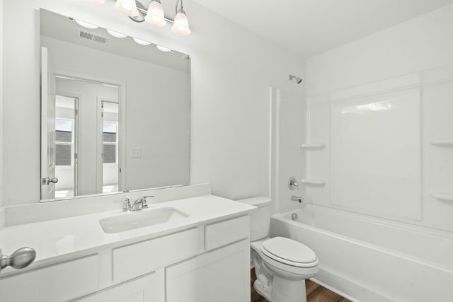 921 Harvest Terrace, Glenn Heights, TX 75154