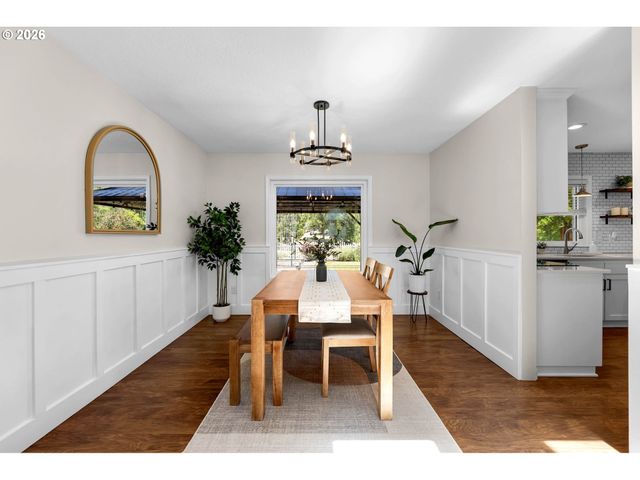 9047 Sw REILING St, Portland, OR 97224