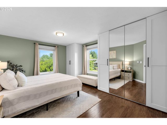 9047 Sw REILING St, Portland, OR 97224