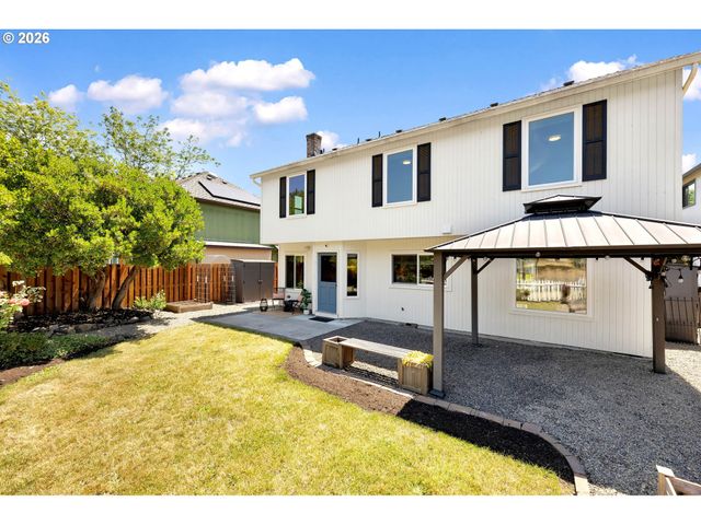 9047 Sw REILING St, Portland, OR 97224