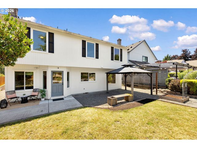 9047 Sw REILING St, Portland, OR 97224
