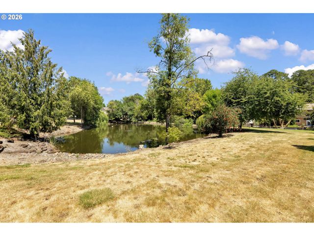 9047 Sw REILING St, Portland, OR 97224