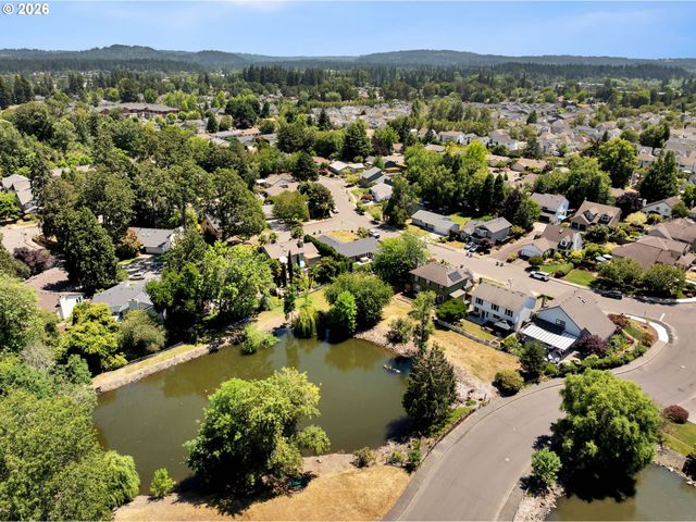 9047 Sw REILING St, Portland, OR 97224