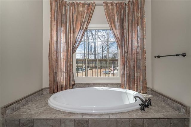 723 Sulphur Springs Road, Fairmount, GA 30139