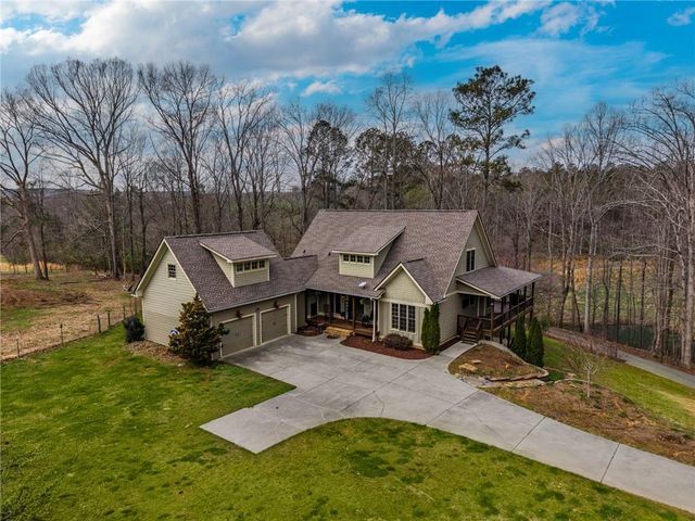723 Sulphur Springs Road, Fairmount, GA 30139