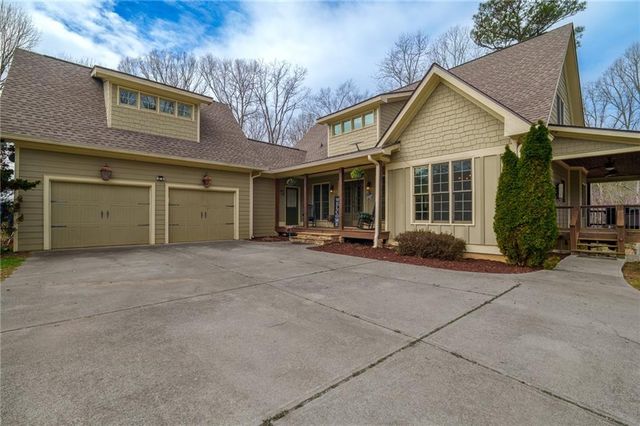 723 Sulphur Springs Road, Fairmount, GA 30139