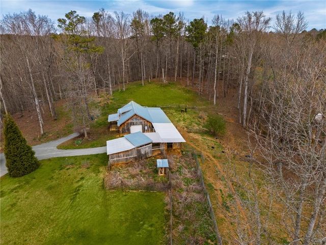 723 Sulphur Springs Road, Fairmount, GA 30139