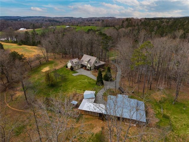 723 Sulphur Springs Road, Fairmount, GA 30139