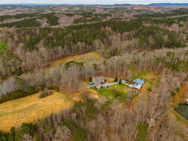 723 Sulphur Springs Road, Fairmount, GA 30139