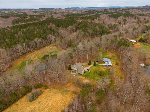 723 Sulphur Springs Road, Fairmount, GA 30139