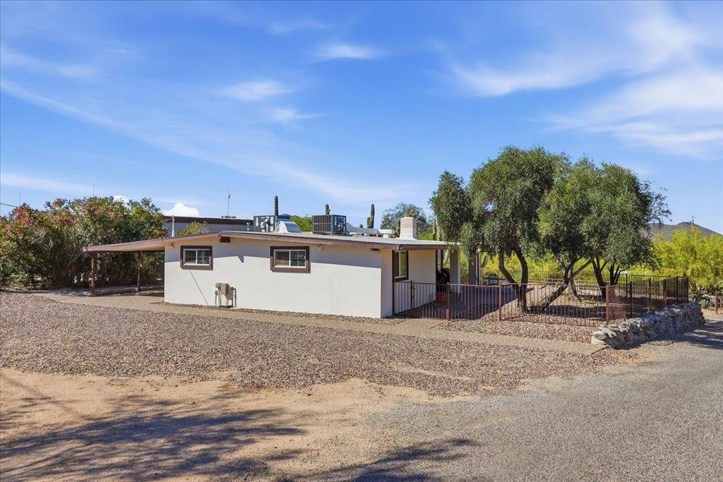 38466 N Basin Road, Cave Creek, AZ 85331