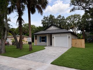 1816 W 16TH STREET, Sanford, FL 32771