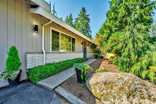 8205 NE 128th Street, Kirkland, WA 98034