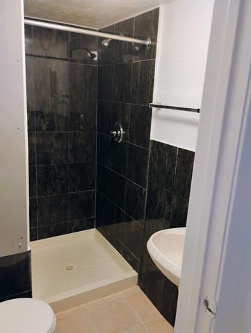 3002 Market Street 2, Houston, TX 77020