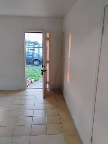 3002 Market Street 2, Houston, TX 77020