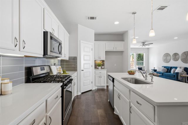 217 Spanish Foal TRL, Georgetown, TX 78626