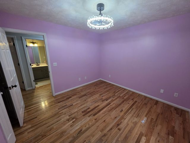 1200 Dawson Rd, White Bluff, TN 37187